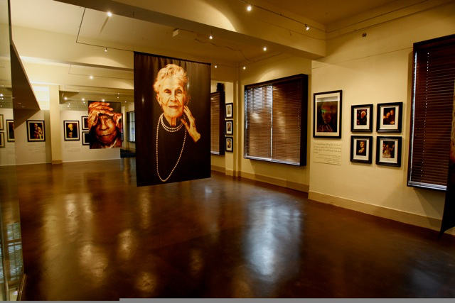 art gallery of photographs